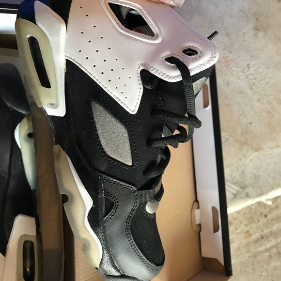 Jordan’s - Picture 2 of 6